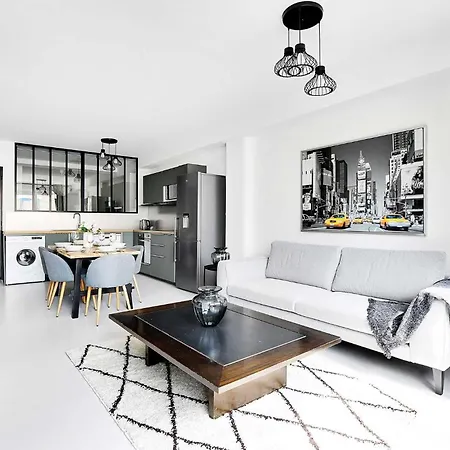 Amazing 3br Convention *